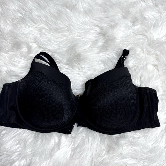 Ashley Graham Other - Ashley Graham black lace bra size 44E
